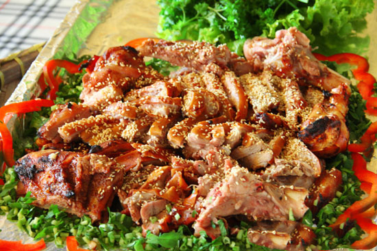 Thịt lợn rừng đặc sản vô cùng thơm ngon tại Ba Vì mà ai cũng muốn thưởng thức
