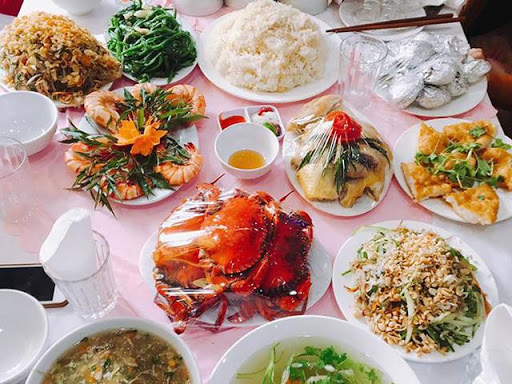 Các món ăn đám cưới miền Trung luôn khiến cho các thực khách lưu luyến khó quên