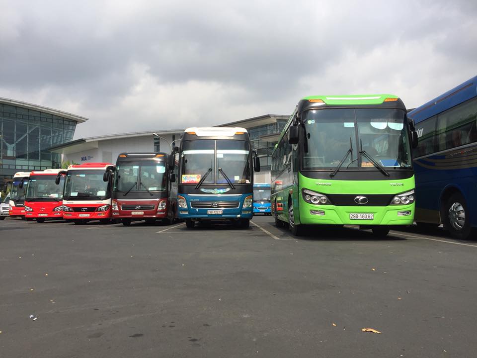 Các hãng xe 45 chỗ đang được công ty vận tải Việt Anh cung cấp