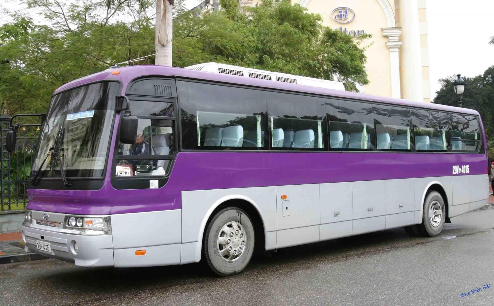 Hợp đồng vận chuyển khách du lịch bằng ô tô