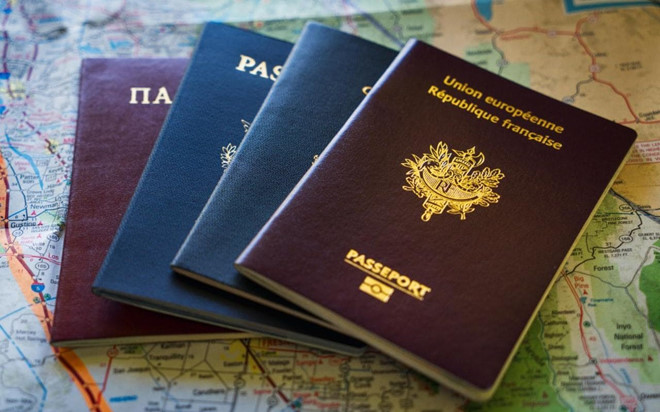 Đi du lịch nước ngoài cần phải chuẩn bị hộ chiếu 