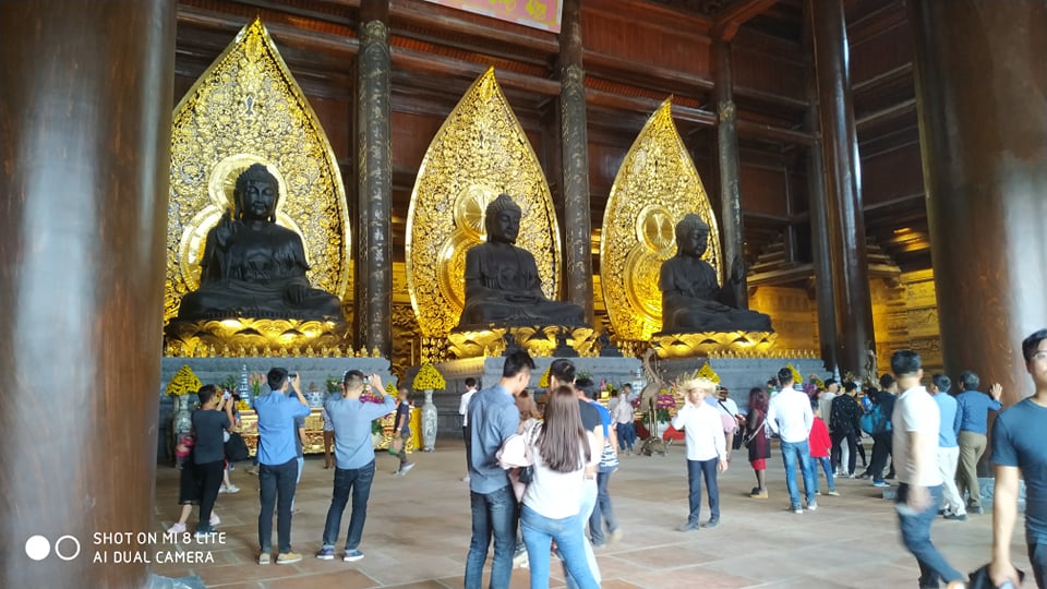 Tượng Phật trong Chùa Tam Chúc