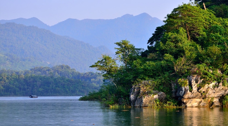 Hồ Na Hang tuyệt đẹp và thơ mộng