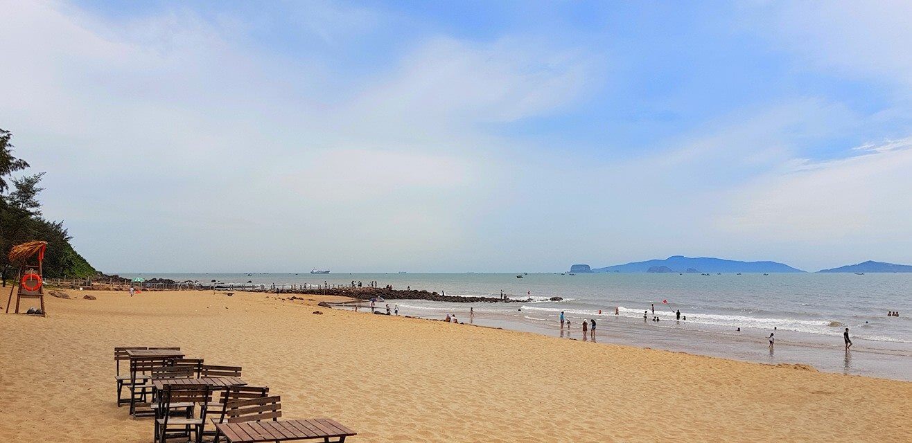 Nét đẹp hoang dại không thể chối cãi của bãi biển Bãi Đông - Thanh Hóa