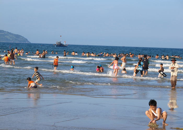 Các bạn có thể tham khảo kinh nghiệm đi biển Đồng Châu trên nhiều diễn đàn mạng xã hội