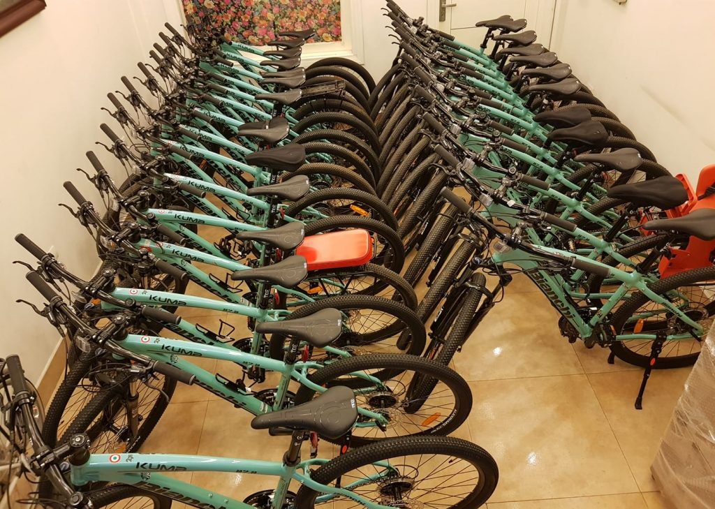 Dàn xe đạp màu xanh mát mắt tại Lâm Vélo